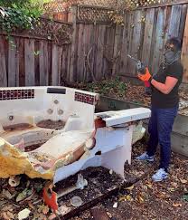 Best Garage Cleanout  in Maysville, GA